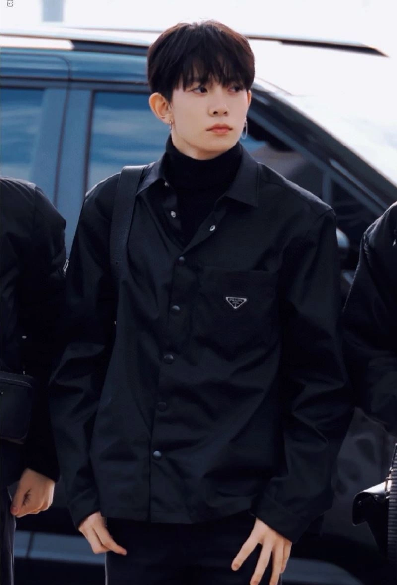 MoistureWicking Prada Outwear 171406