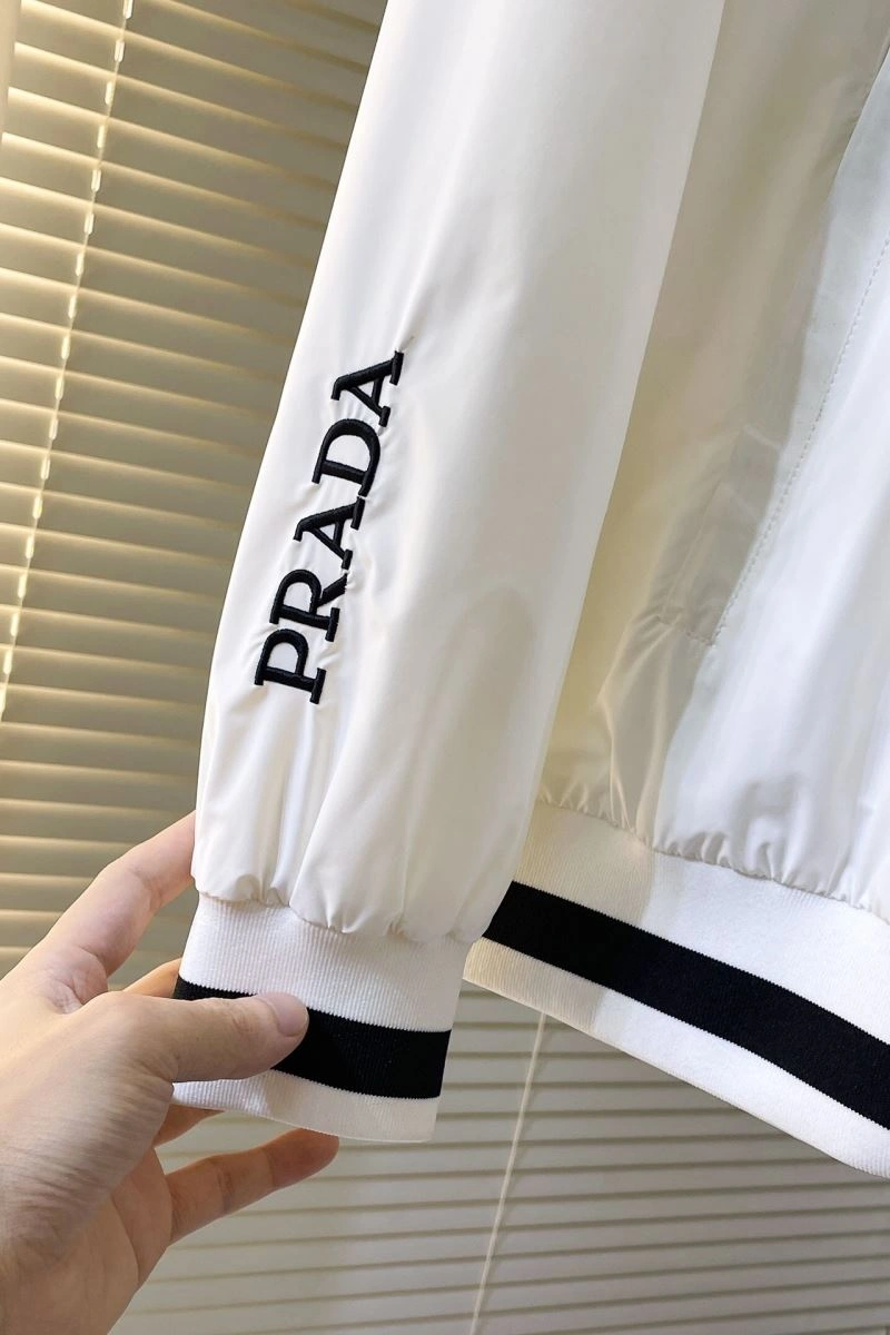 TimelessDesign Prada Outwear 171702
