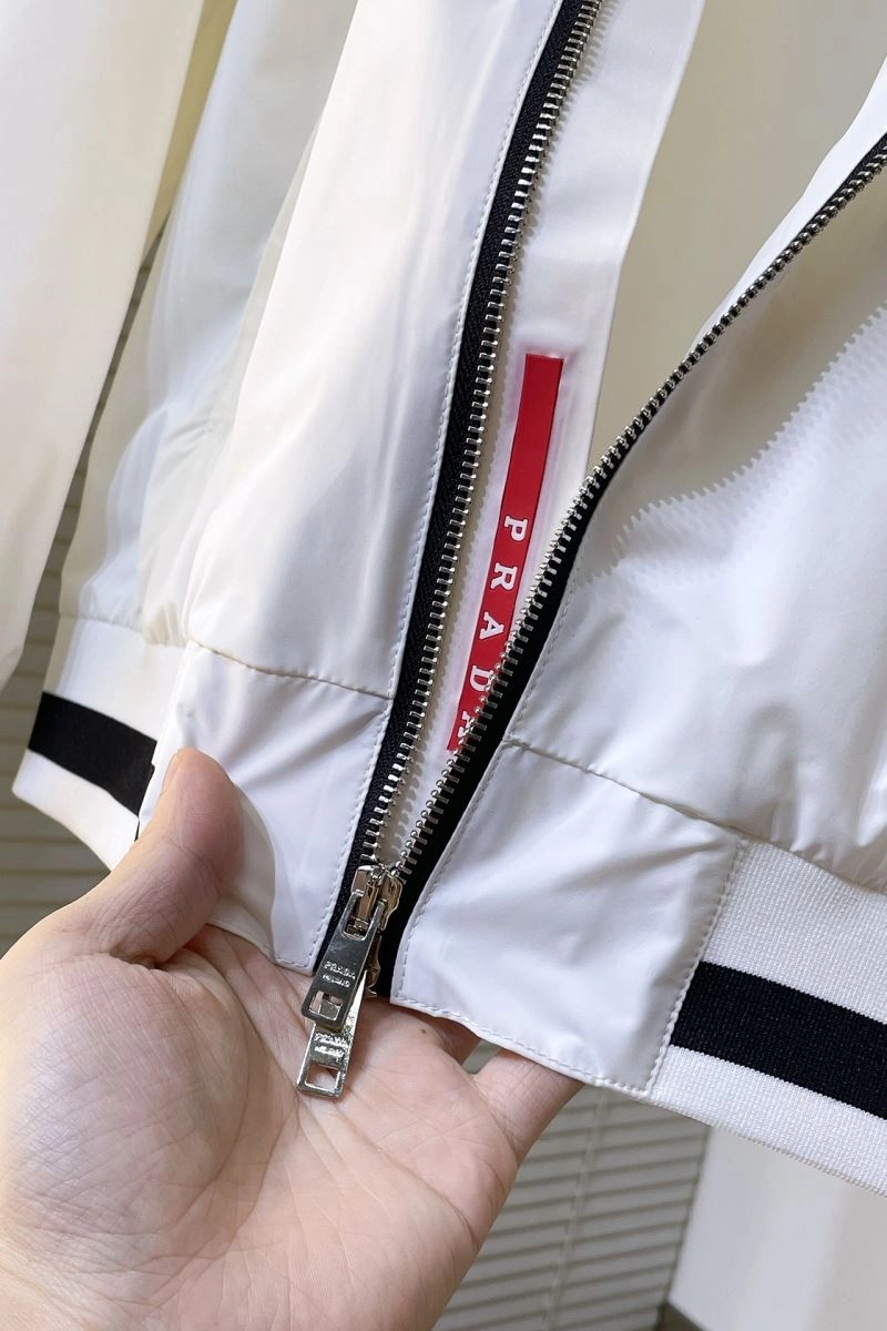 TimelessDesign Prada Outwear 171702