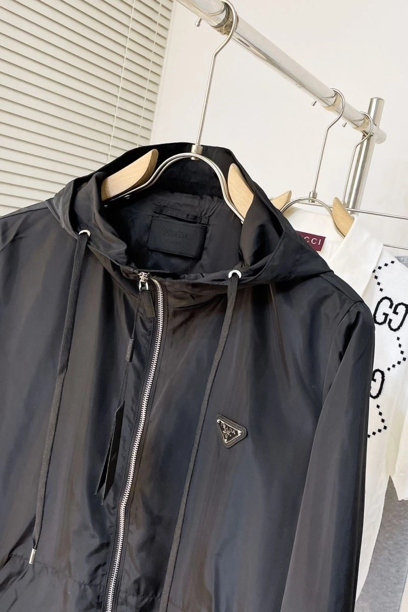 Prada Outwear Durable 171701