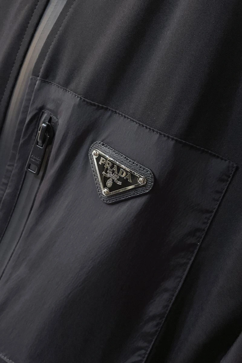 Casual Prada Outwear 171719
