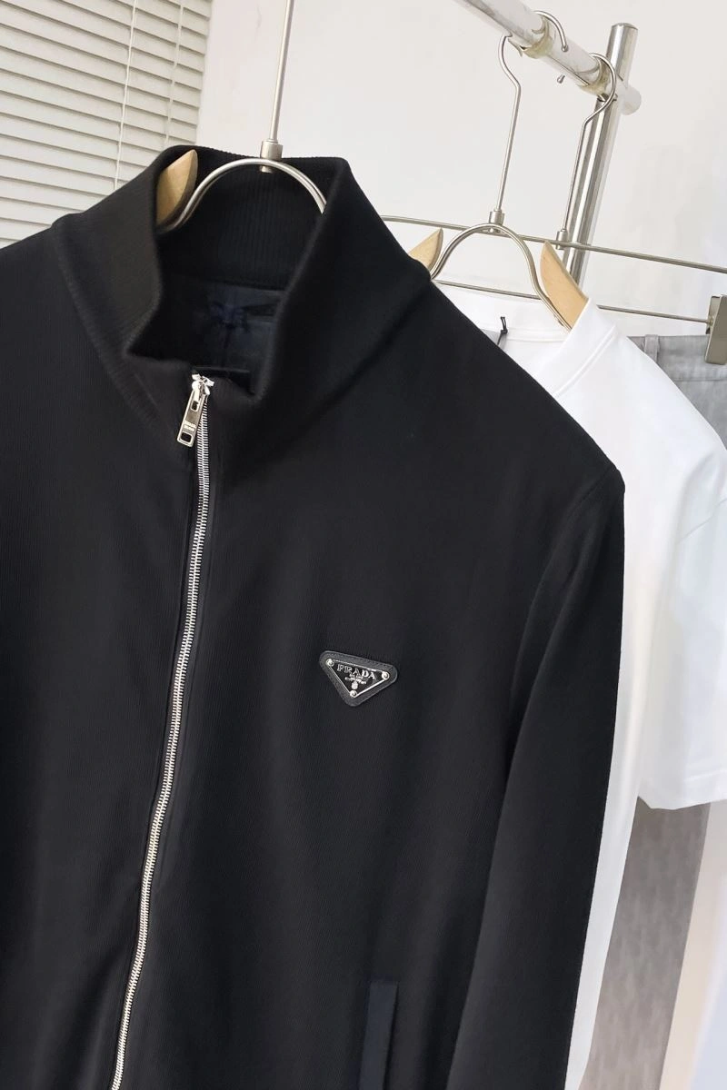 Prada Outwear GoodFit 171685