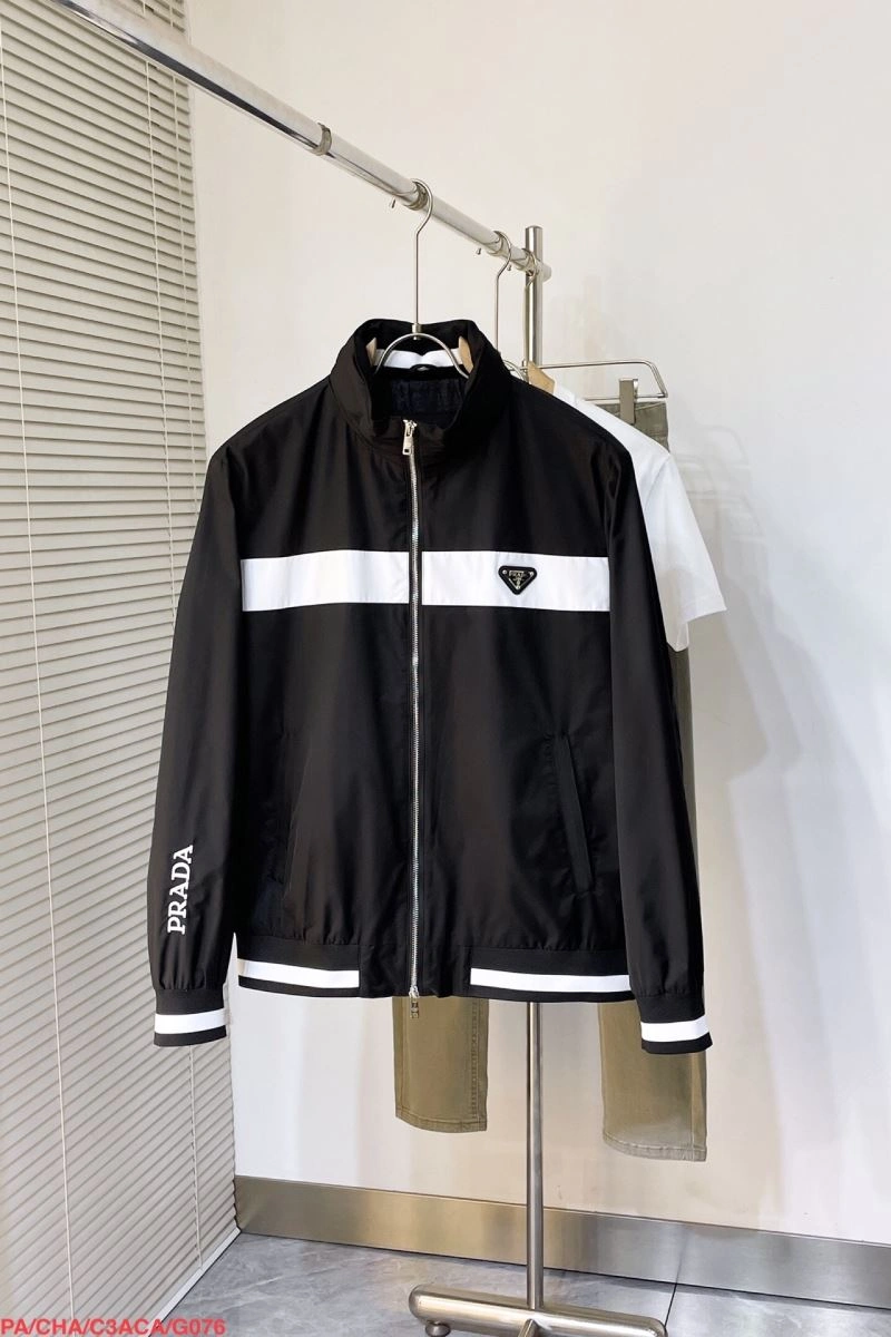 Prada Outwear Effortless 171673