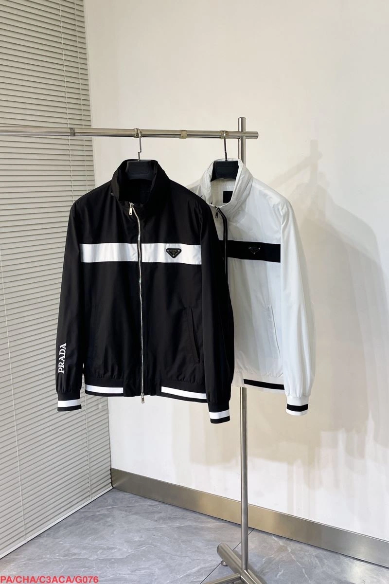 Prada Outwear Effortless 171673