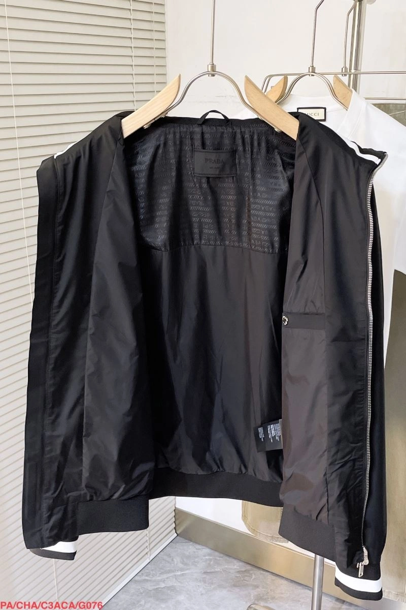 Prada Outwear Effortless 171673