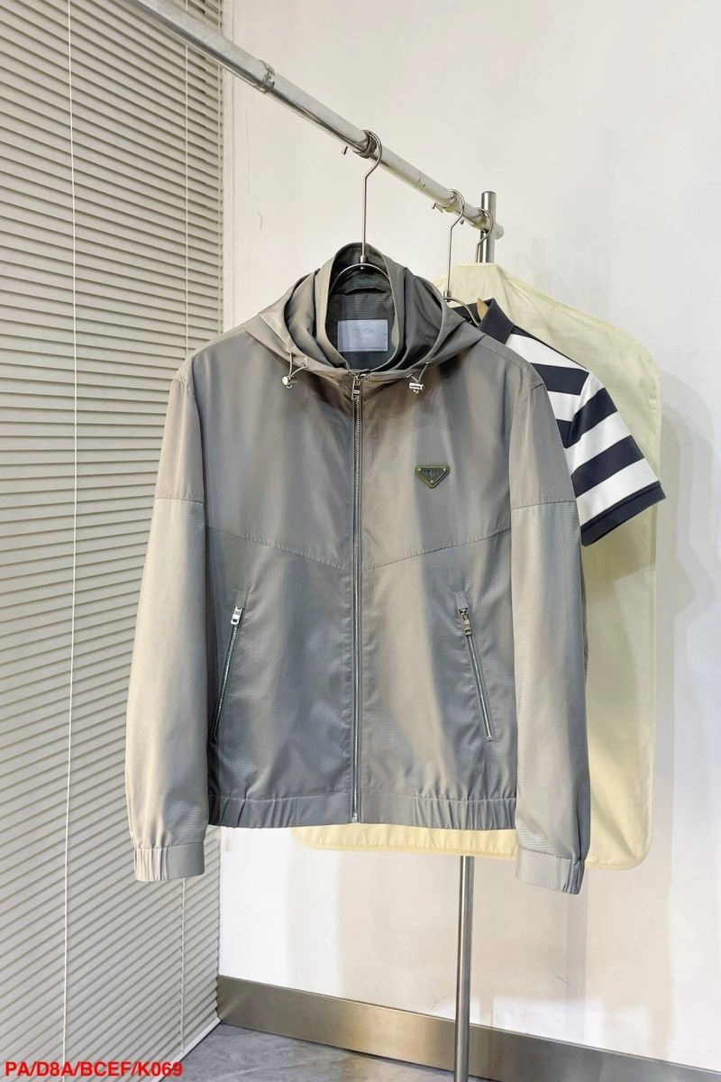 Prada Outwear Casual 171669