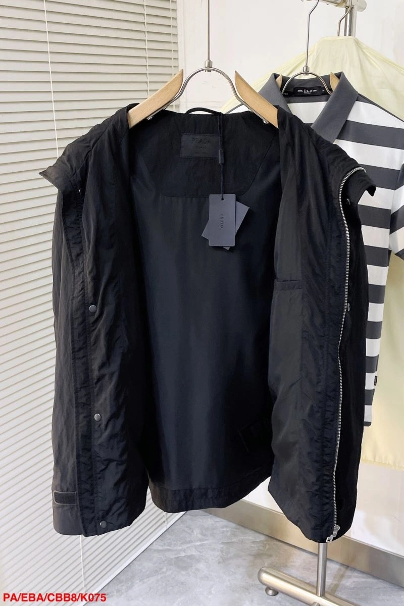 Prada Outwear GoAnywhere 171689