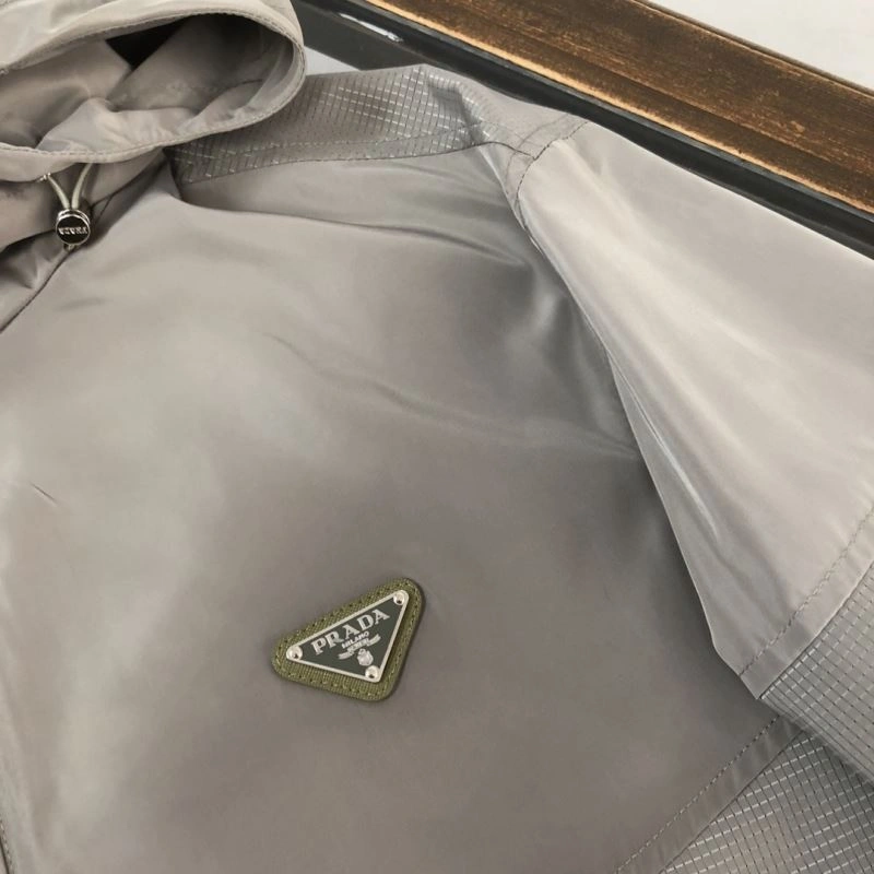 NewStyle Prada Outwear 171665