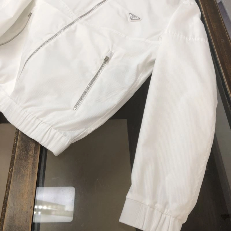 Unique Prada Outwear 171664