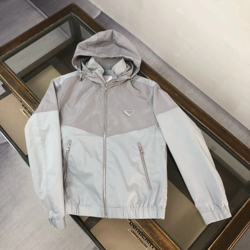 Breathable Prada Outwear 171742