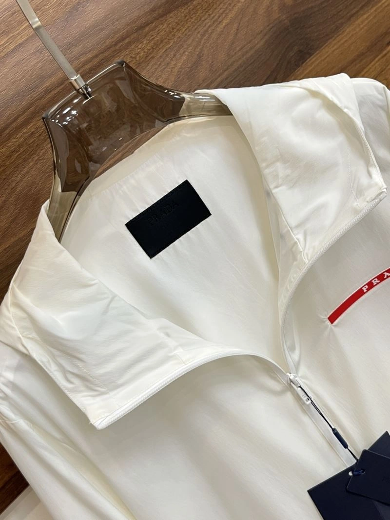 Prada Outwear GoodFit 171629