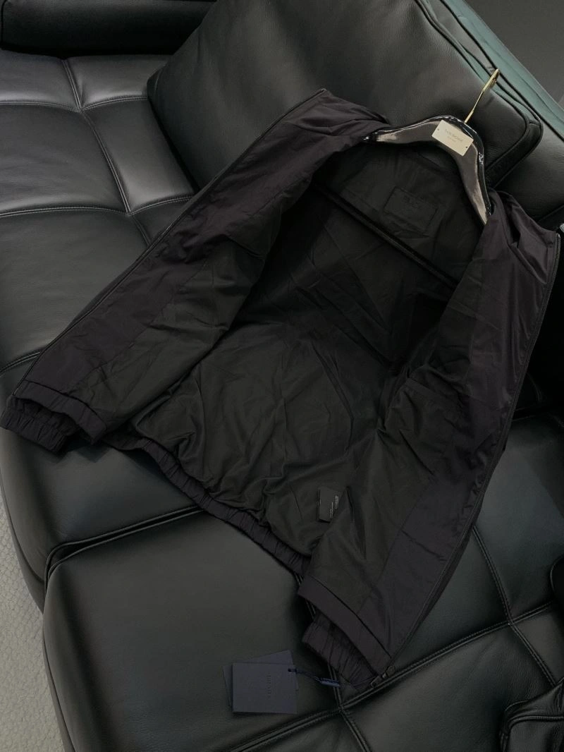 Prada Outwear SmartChoice 171622