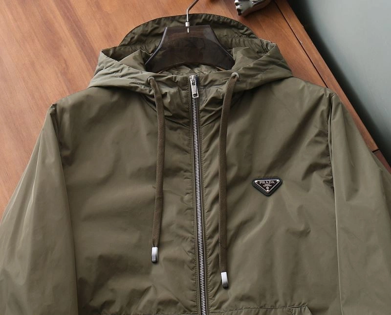 Prada Outwear QuickDry 171617