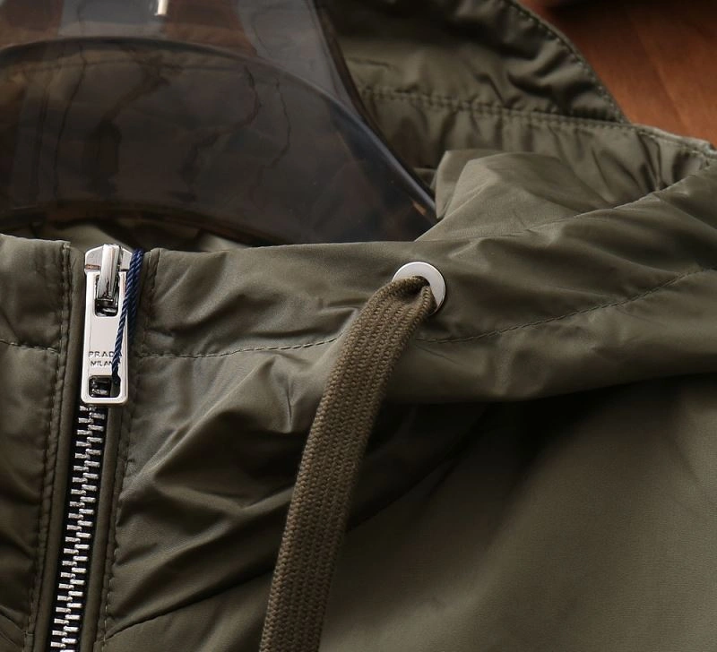 Prada Outwear QuickDry 171617