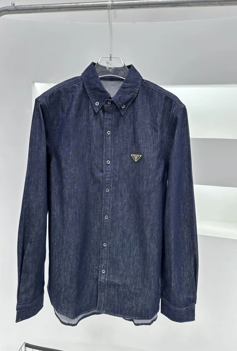 Prada Outwear Unique 171625