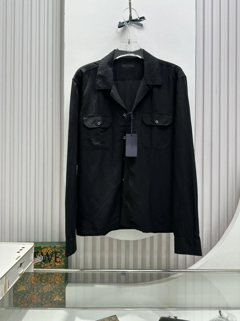 Minimalist Prada Outwear 171618