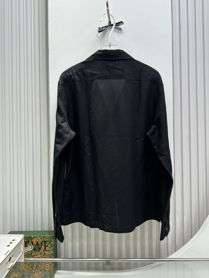 Minimalist Prada Outwear 171618