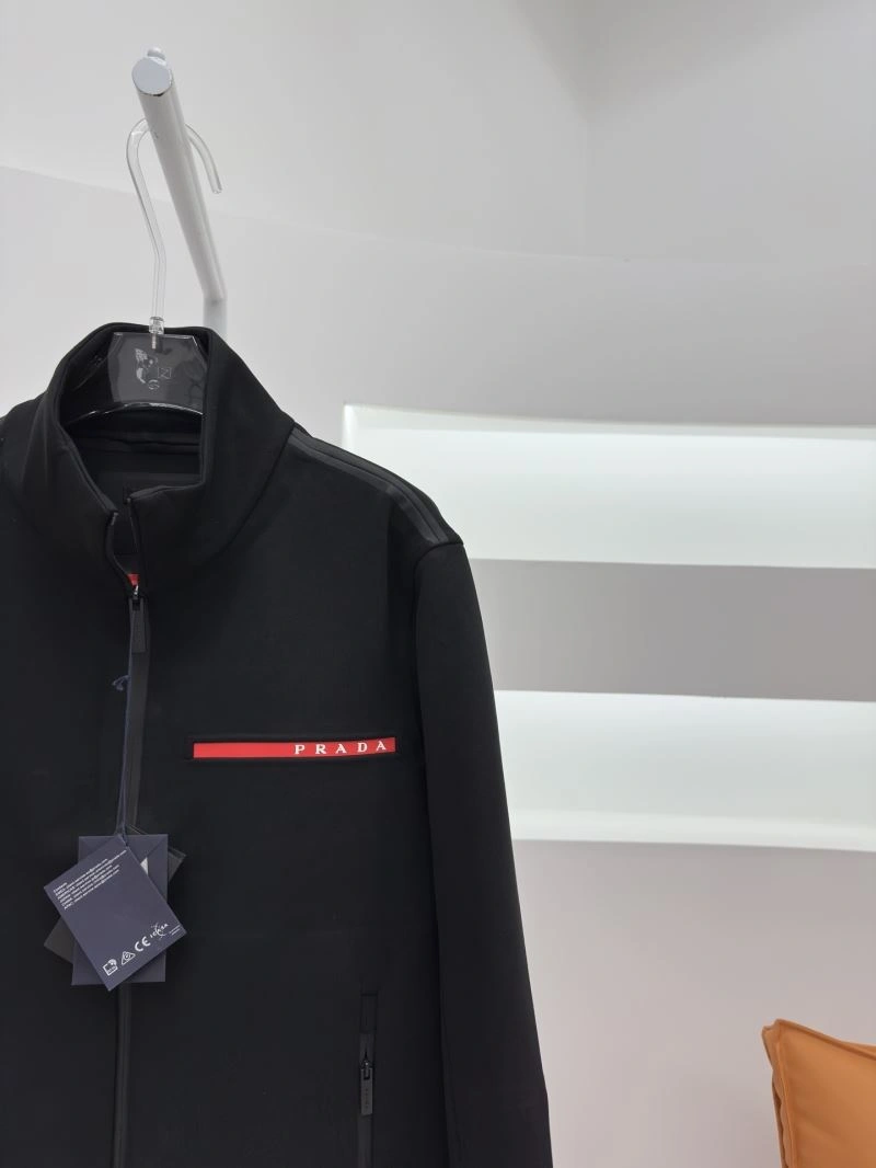 Prada Outwear Classic 171609