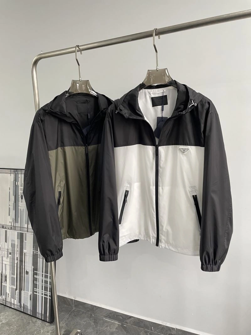 Prada Outwear Effortless 171603