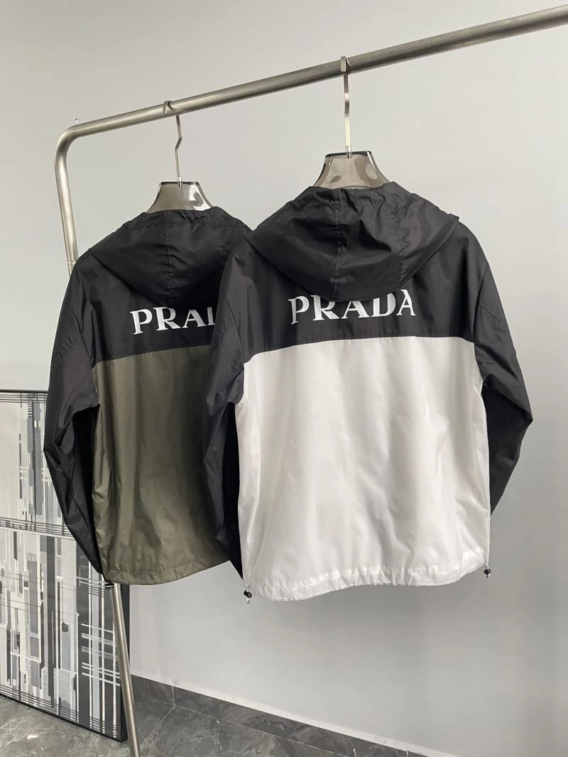 Prada Outwear Effortless 171603