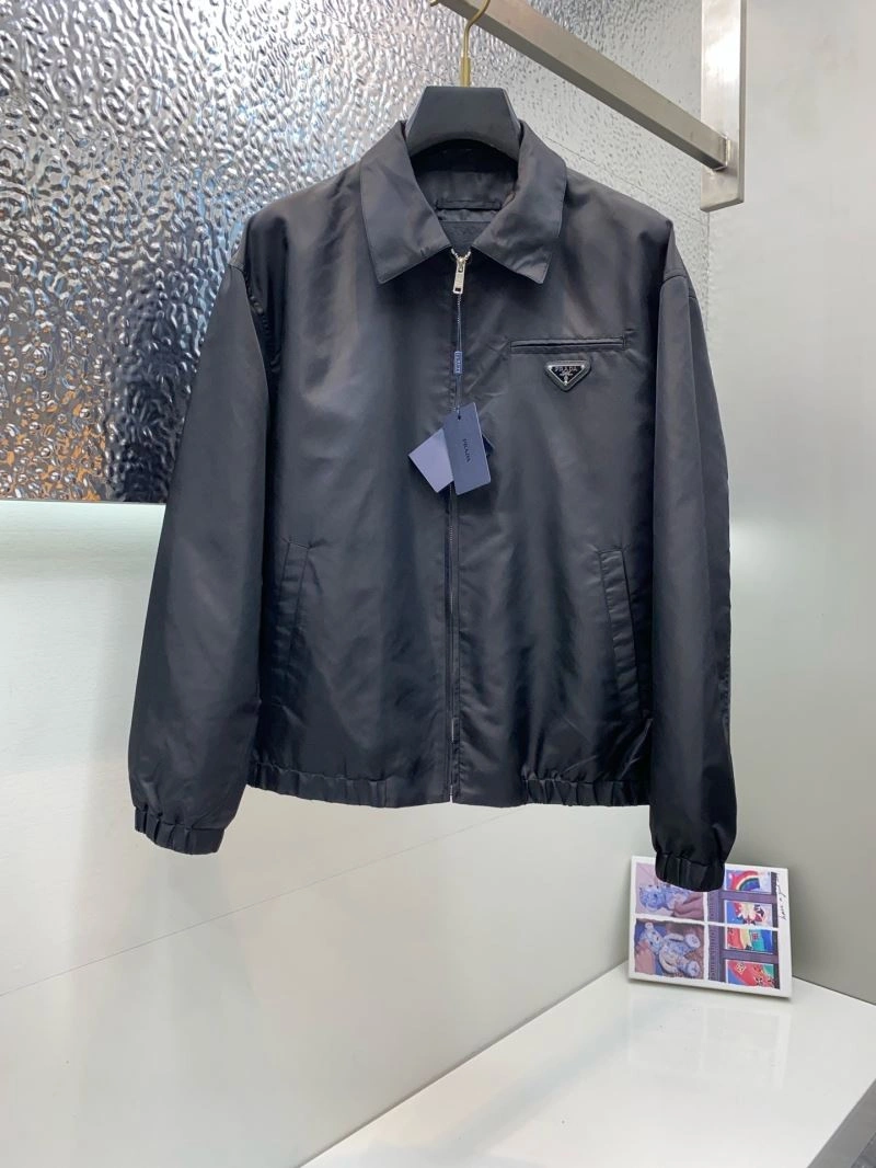 EyeCatching Prada Outwear 171627