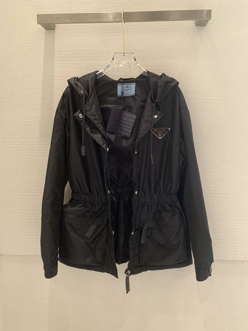 Timeless Prada Outwear 171599