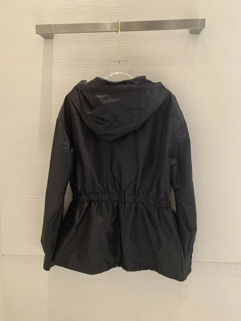 Timeless Prada Outwear 171599