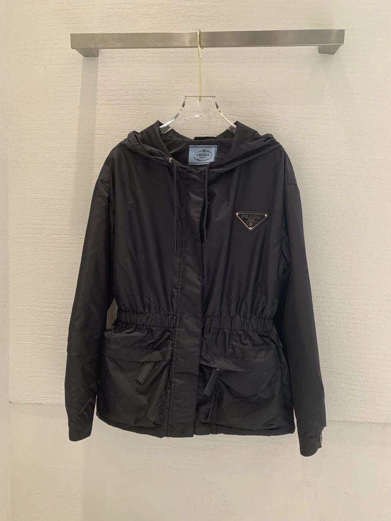 Timeless Prada Outwear 171599