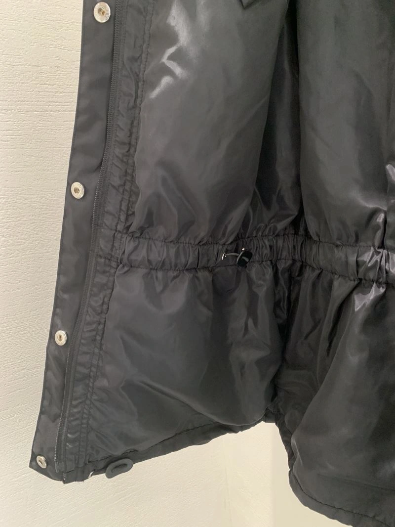 Timeless Prada Outwear 171599
