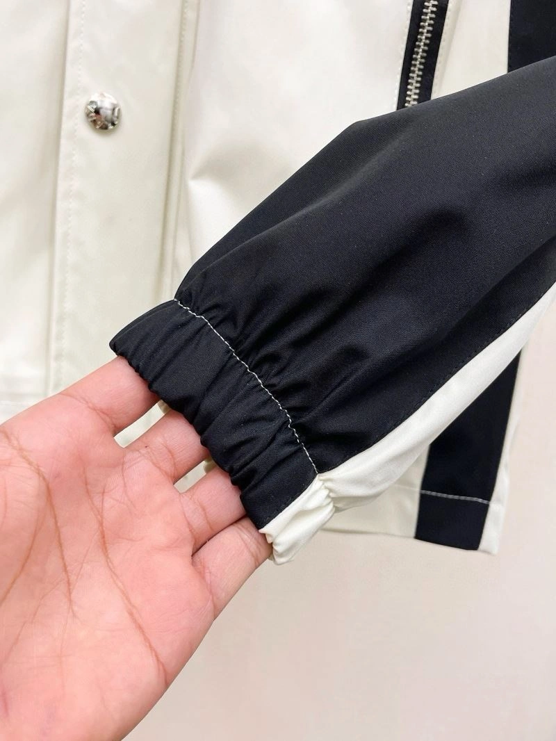 Original Prada Outwear 171101