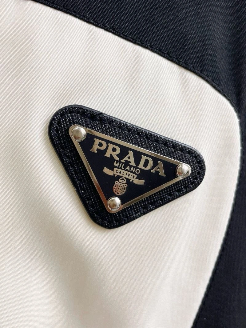 Original Prada Outwear 171101