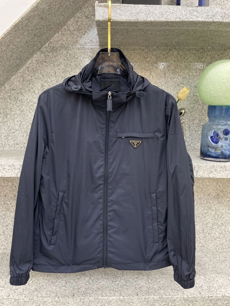 Comfortable Prada Outwear 171064