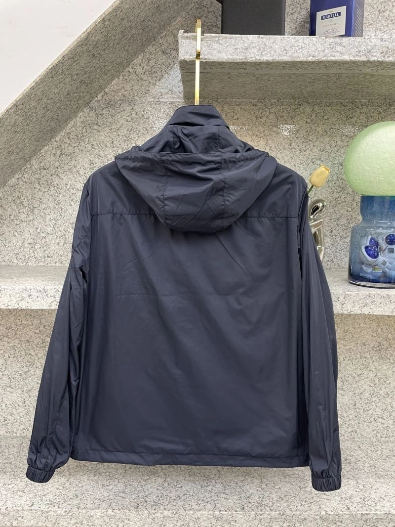 Comfortable Prada Outwear 171064