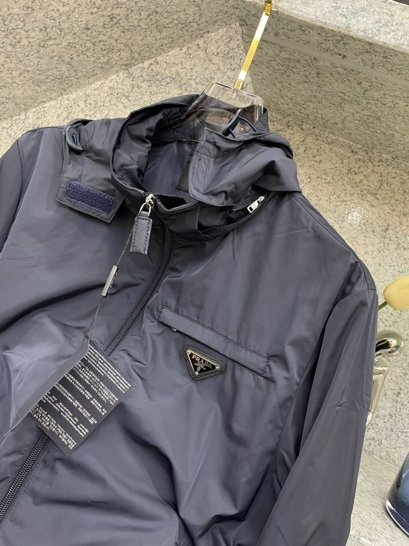 Comfortable Prada Outwear 171064