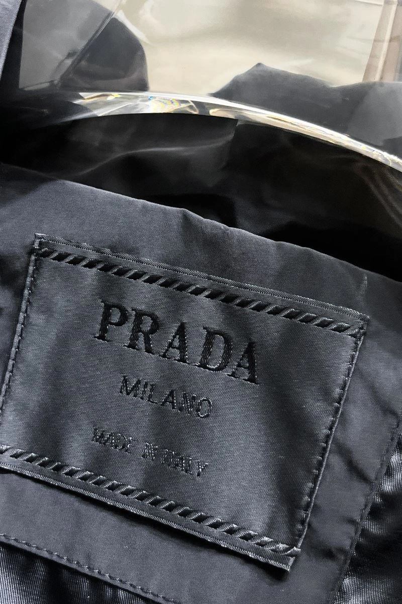 Fashionable Prada Outwear 171072