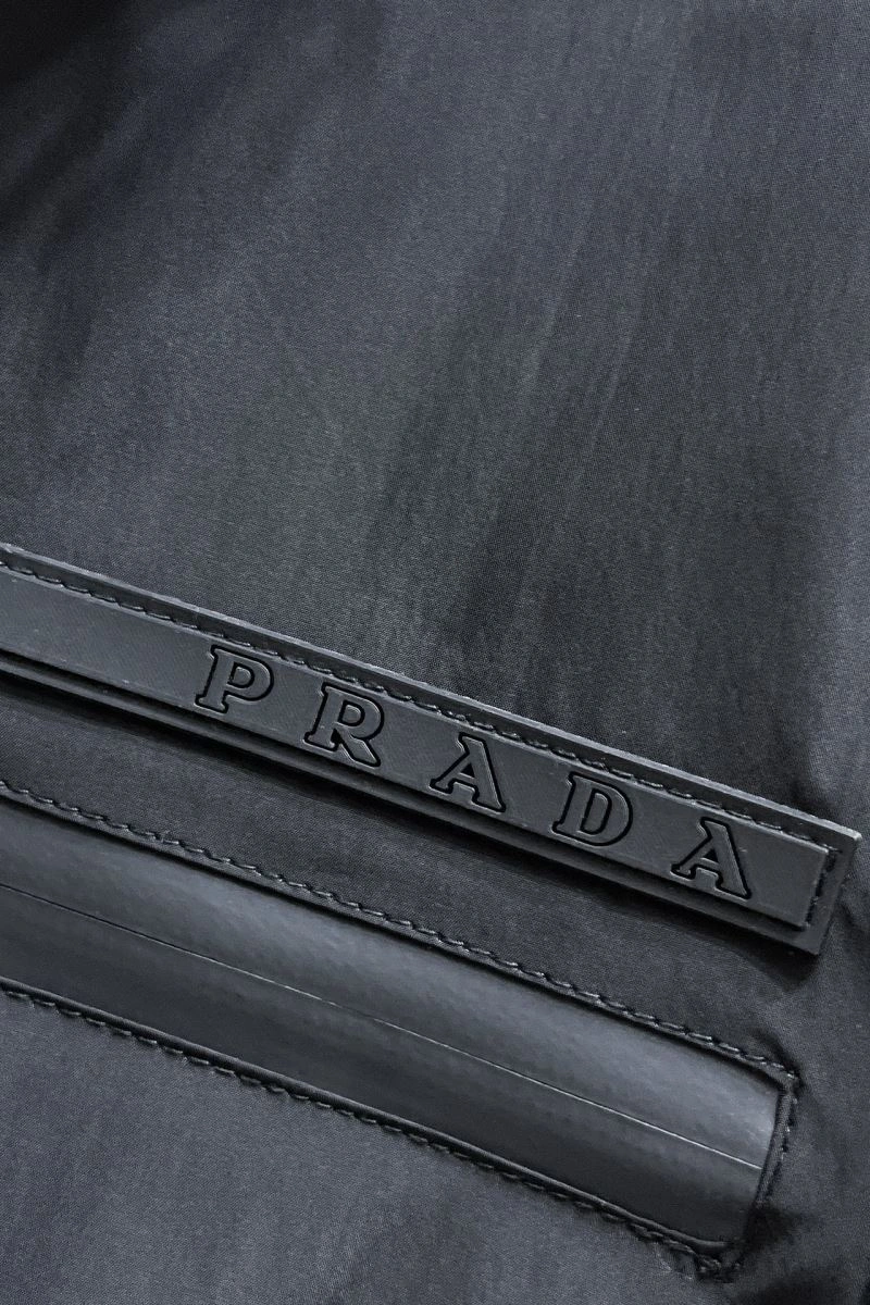 Fashionable Prada Outwear 171072