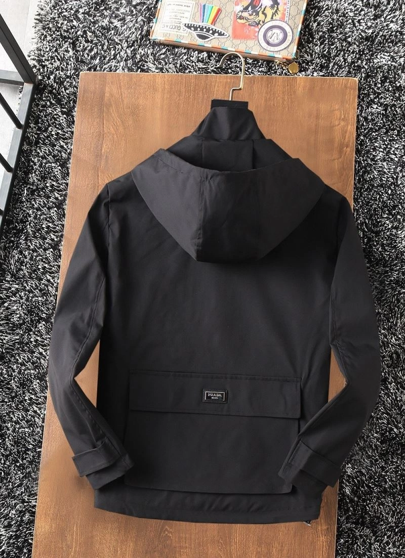 Prada Outwear Fashionable 171077