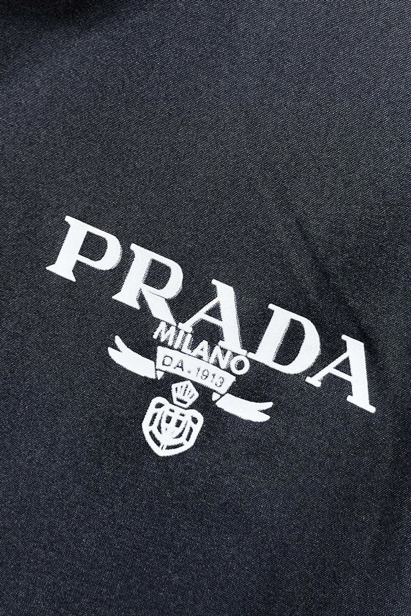 Seasonal Prada Outwear 171032