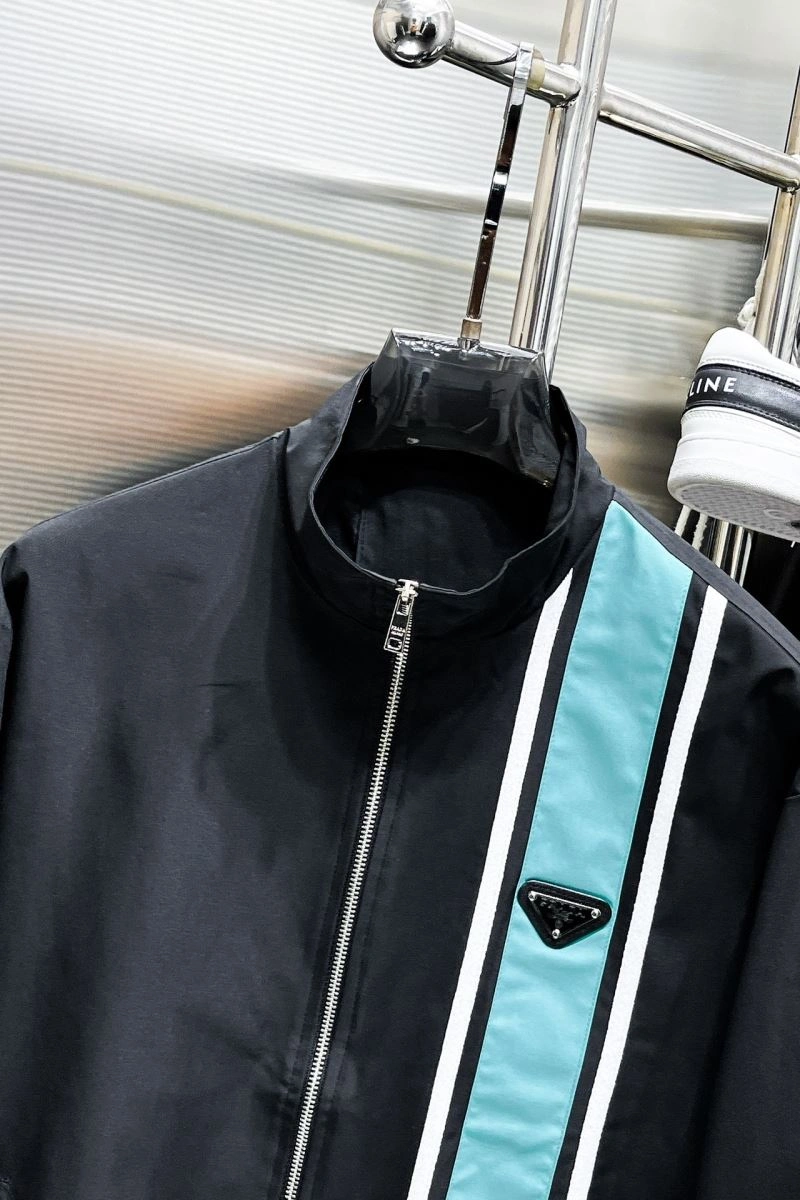 Original Prada Outwear 171078