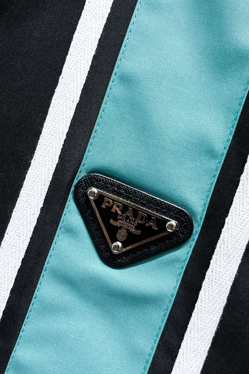 Original Prada Outwear 171078