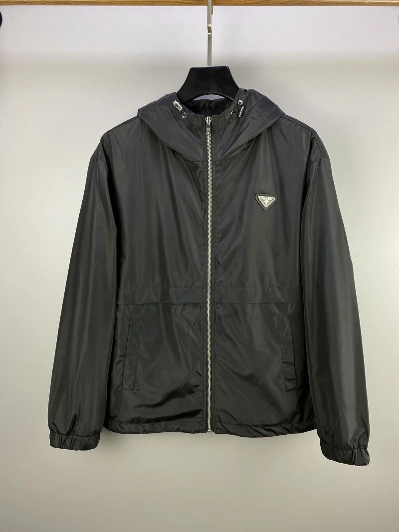 Comfortable Prada Outwear 171057