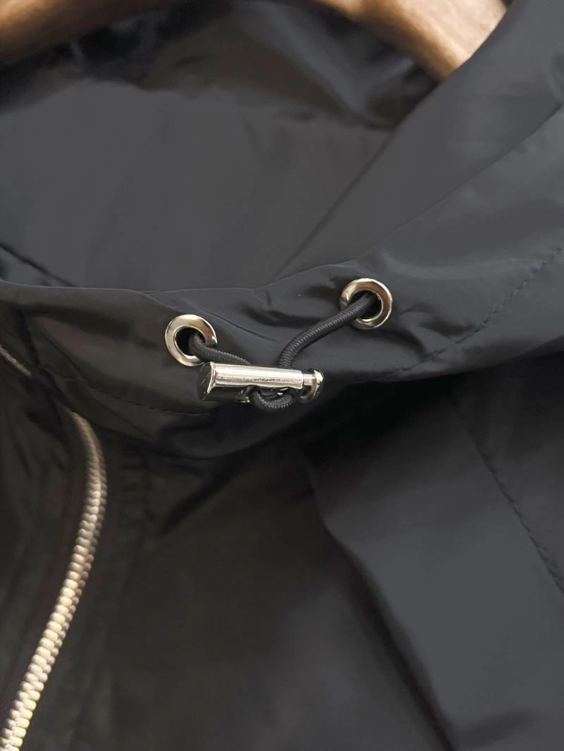 ModernLook Prada Outwear 171041