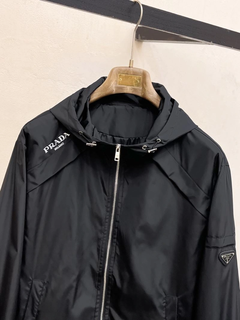 ModernLook Prada Outwear 171041