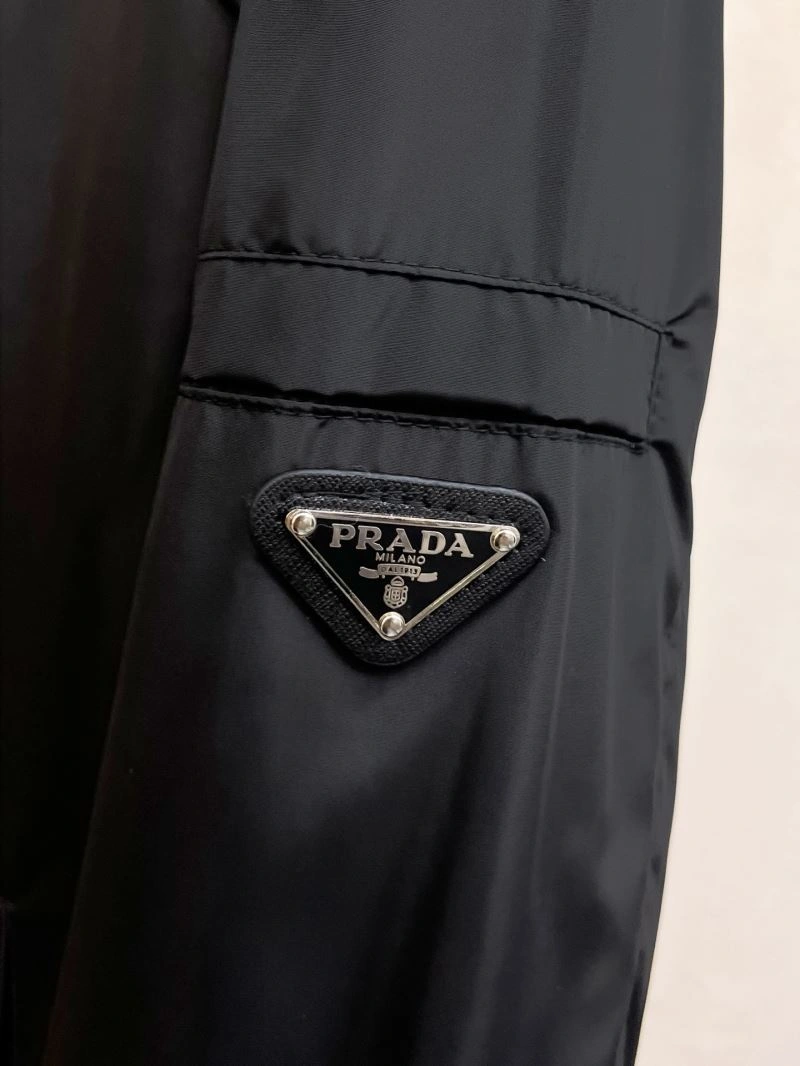 ModernLook Prada Outwear 171041