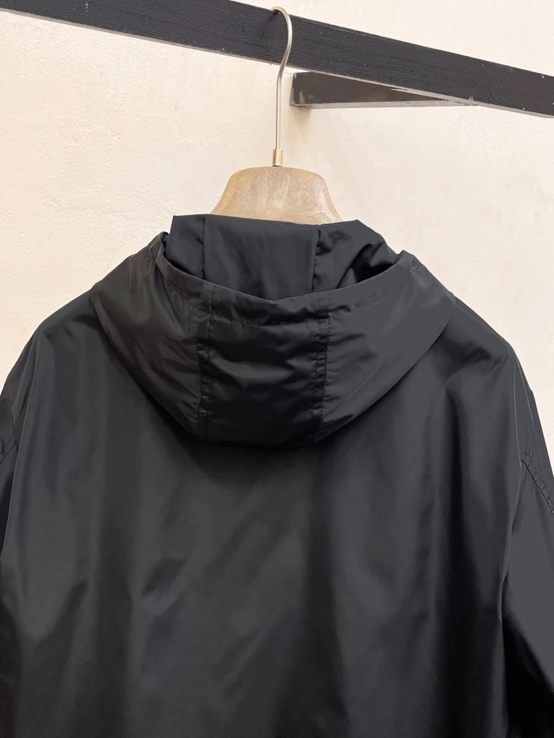 ModernLook Prada Outwear 171041
