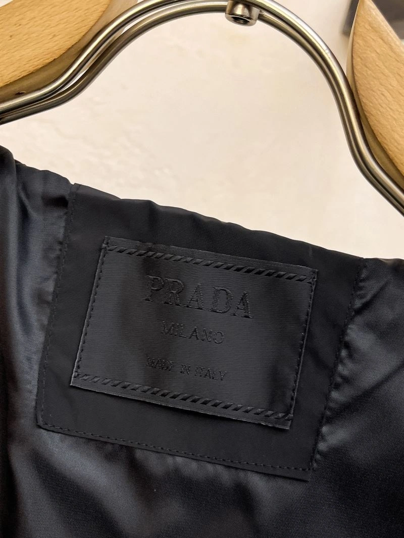 UrbanChic Prada Outwear 171048