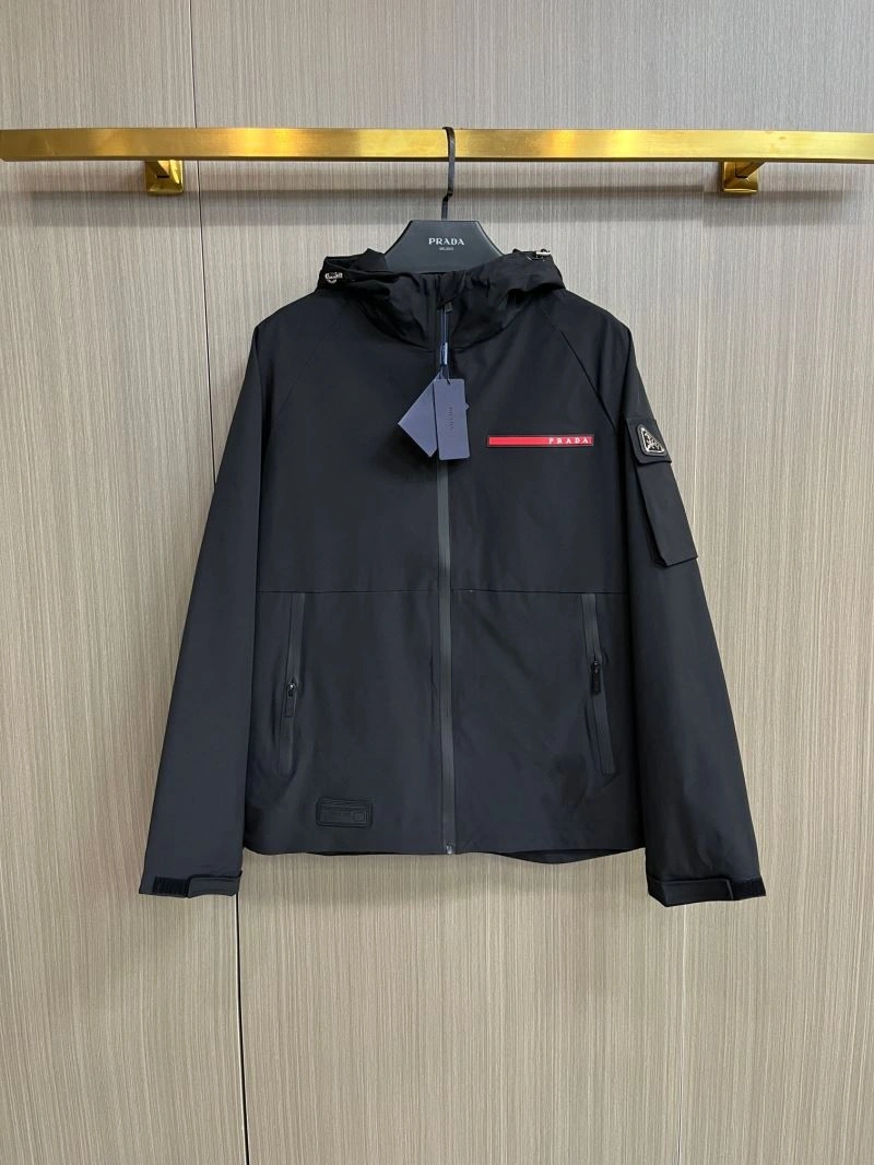 FashionForward Prada Outwear 171020