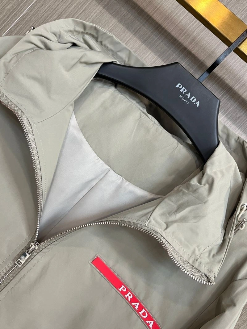Classic Prada Outwear 171001