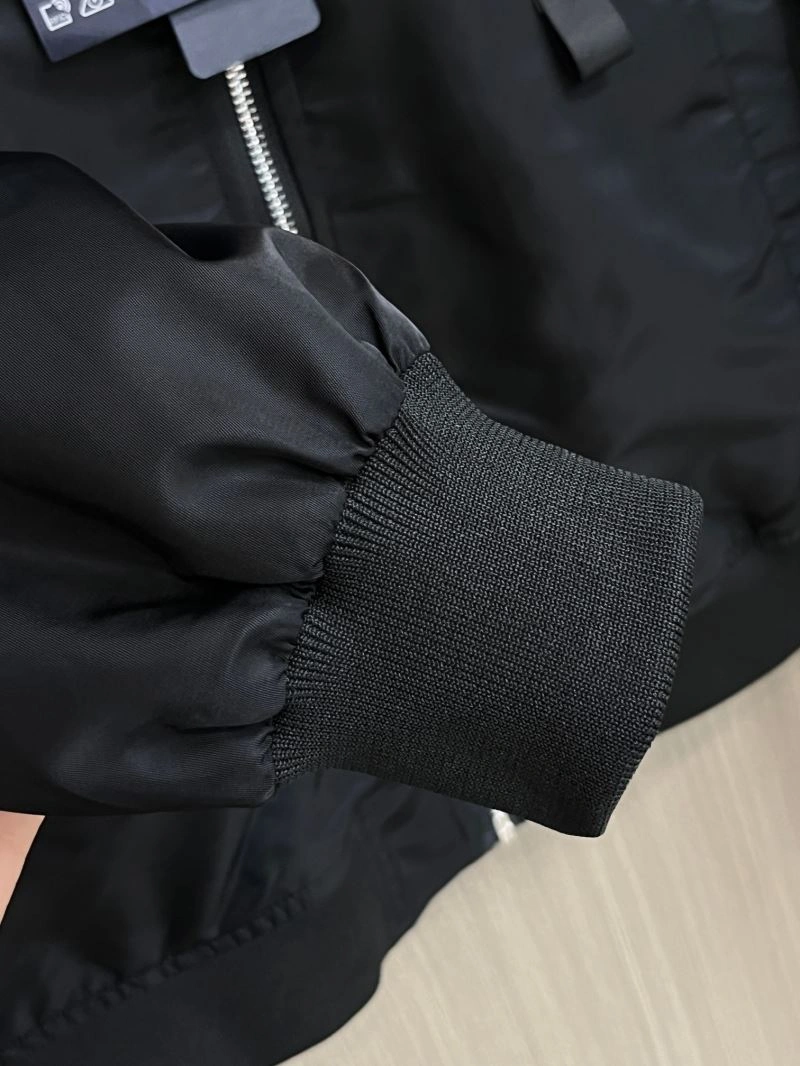 Prada Outwear Classic 170986