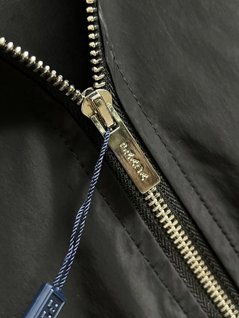 Prada Outwear EasyMatch 170978